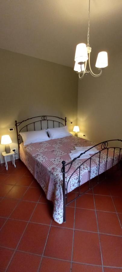 Villa Bagnole B&B - Holiday Apartments Лонато Екстер'єр фото